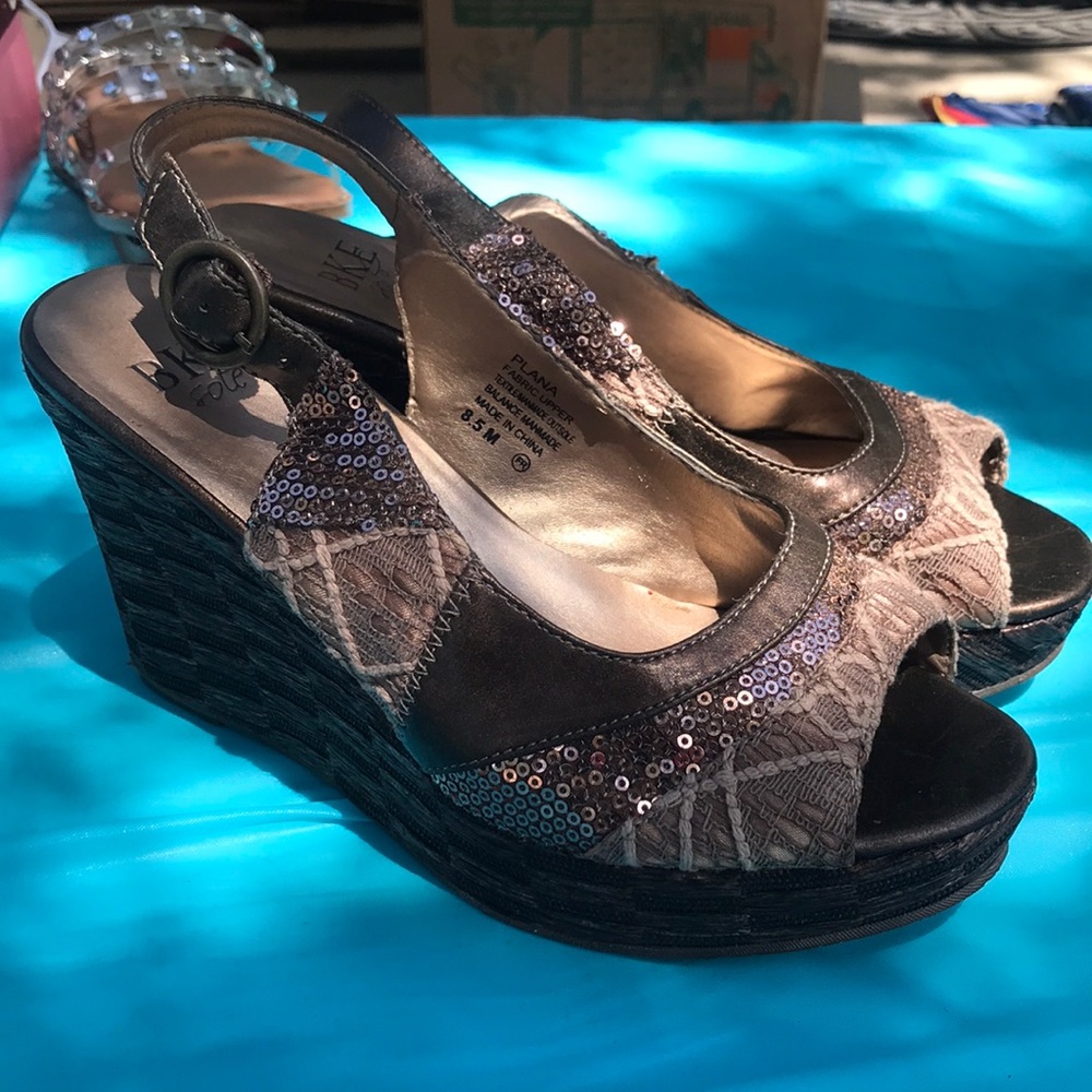 BKE HEELS